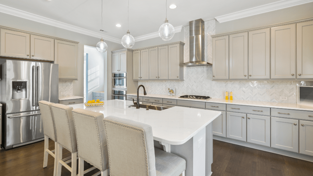 cabinet refinishing preparation